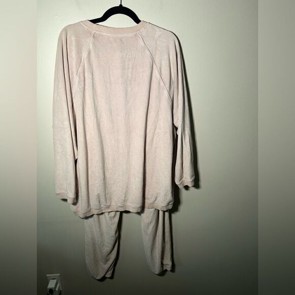 Aerie  tracksuit: ‘real obsessed’ pink velour L - Picture 5 of 8